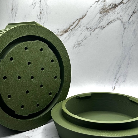 Wall Mountable Planter - Picture 5 of 5